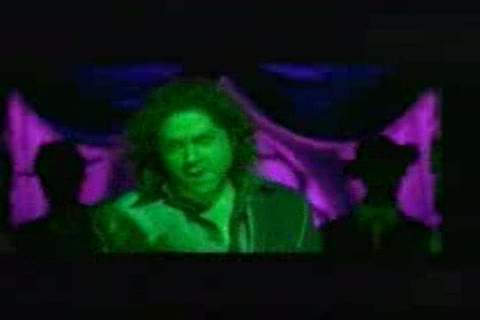 Watch kiss of love - jhoom barabar jhoom Video